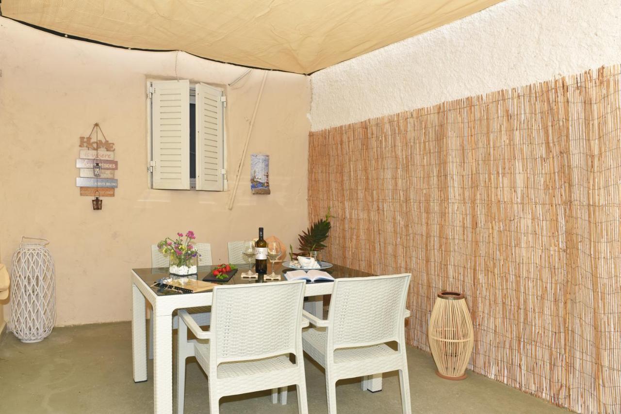 Almanza Apartment Syros Ермополи Екстериор снимка