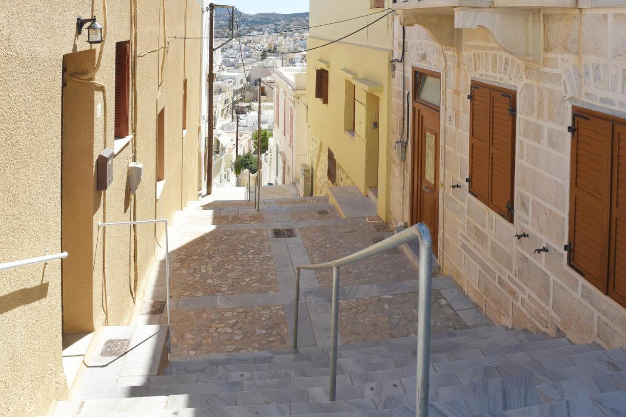 Almanza Apartment Syros Ермополи Екстериор снимка